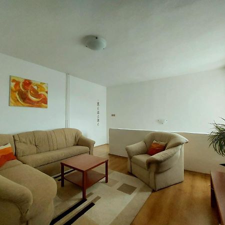 Naty Apartman Haniska Екстер'єр фото
